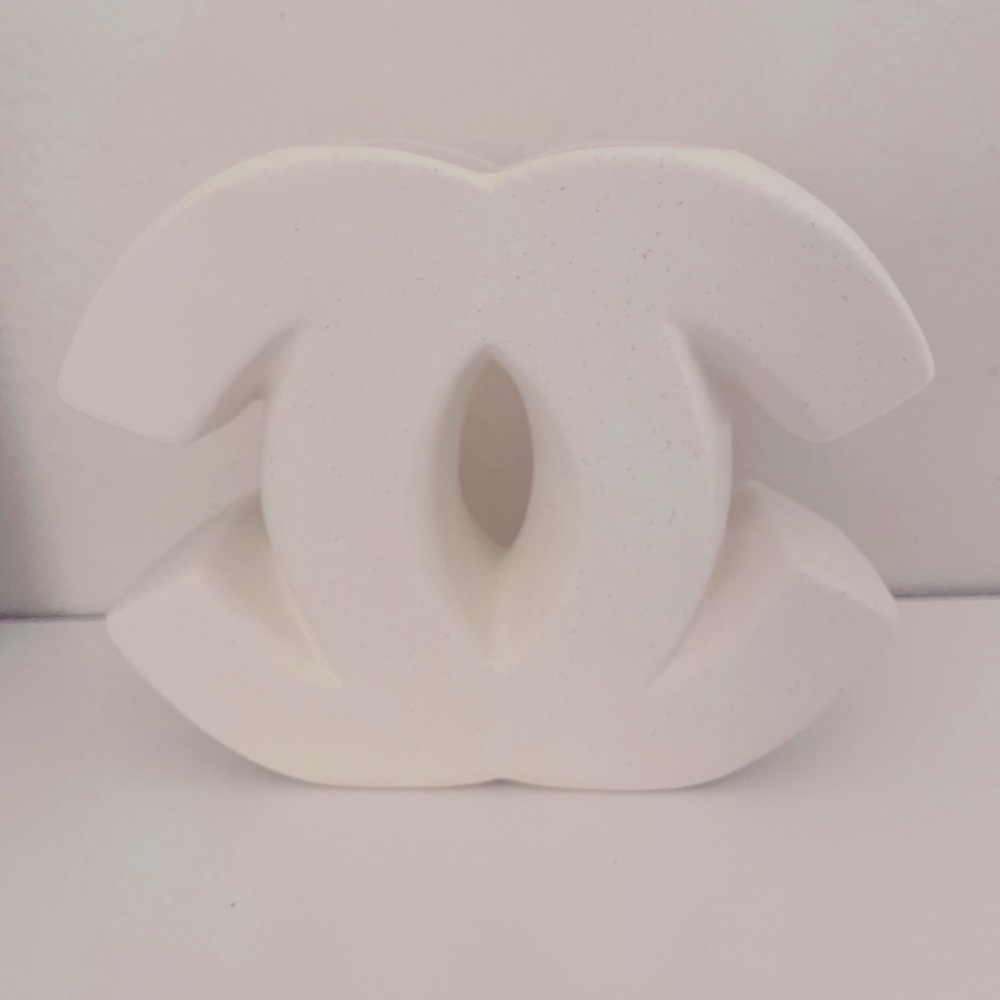 Chanel vibes ceramic vase - Picture 6 of 6
